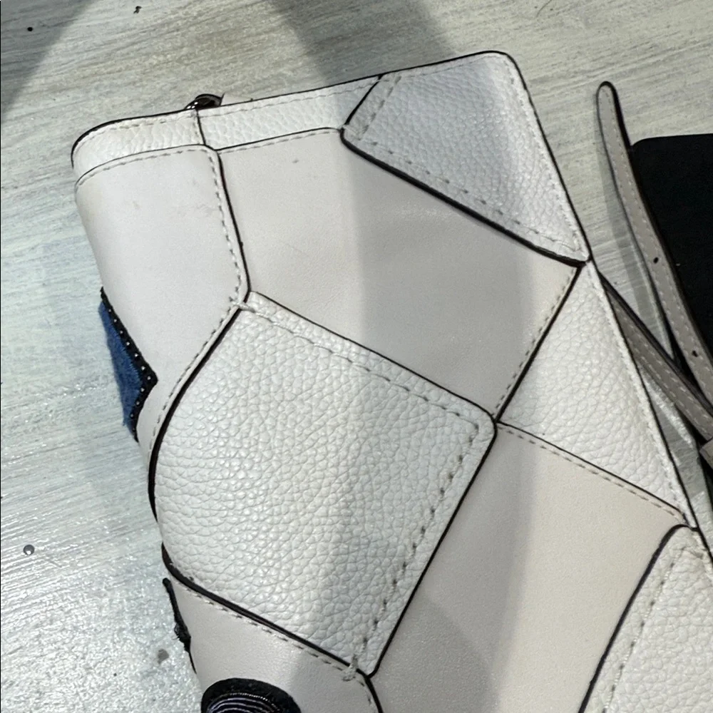 Coach Canyon Quilt White Crossbody Bag with Embellishments-EUC